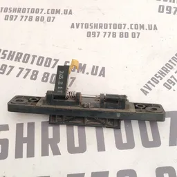Кнопка багажника Kia Sorento 1 (02-09) 2.5 CRDi задня нижня