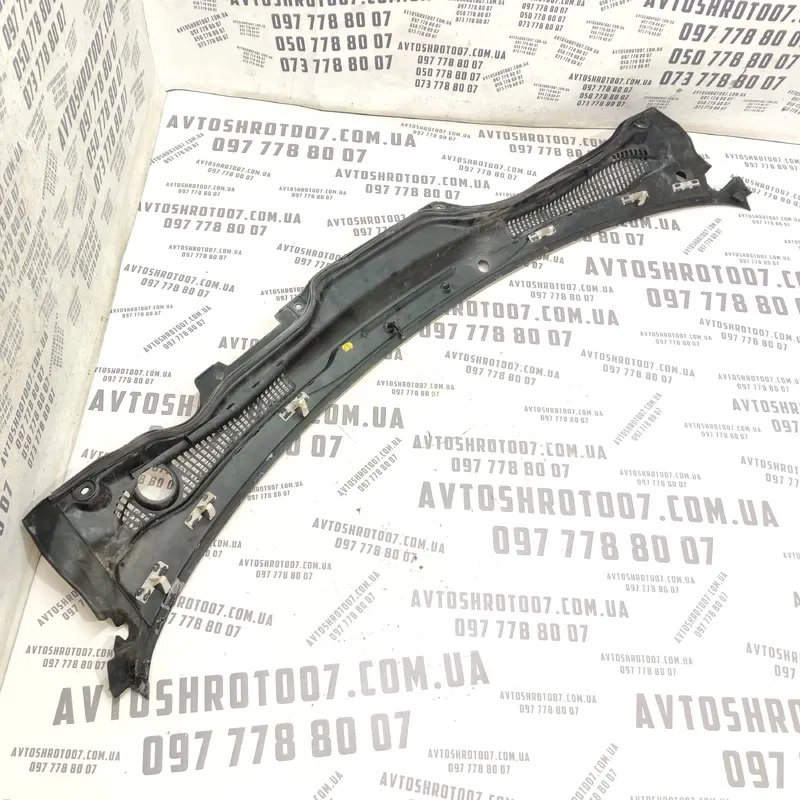 Жабо Volvo V50 (04-12) 2.0 Diesel переднє OEM 30745377