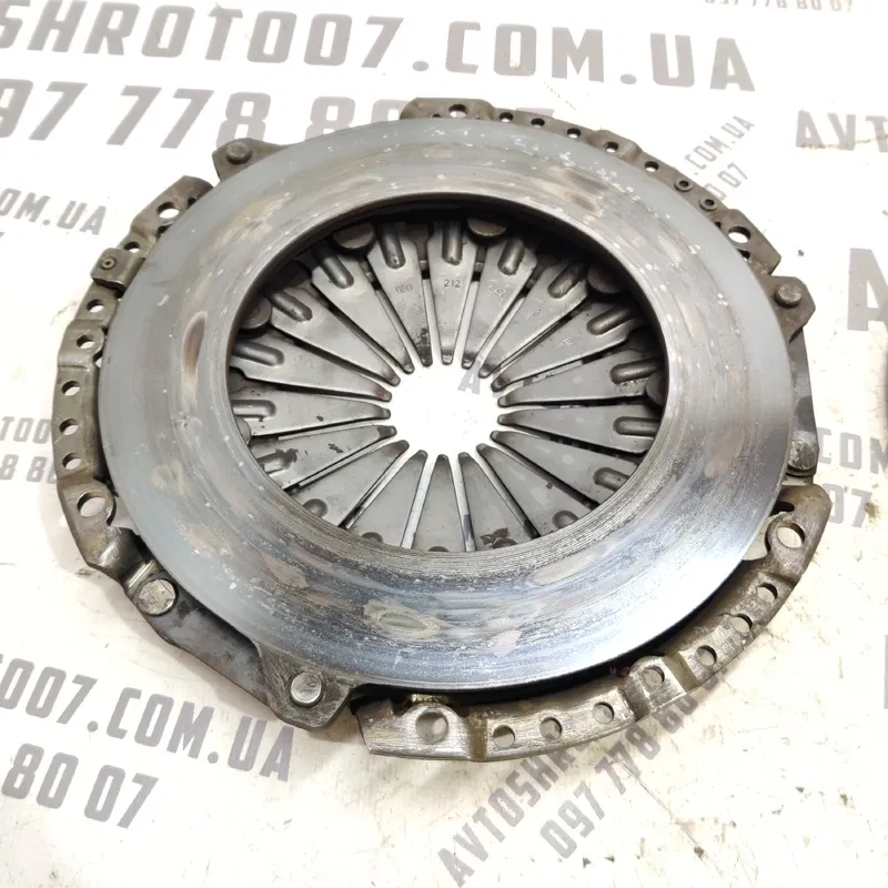 Комплект зчеплення Volvo V50 (04-12) 2.0 D OEM 9661185080
