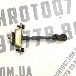Обмежувач дверей Hyundai Elantra 3 (00-06) 1.6 передня ліва