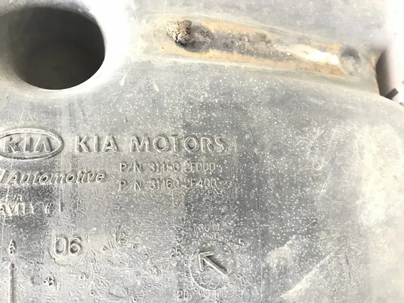 Бак паливний Kia Cerato 1 (04-09) 2.0 Бензин OEM 9311502f000