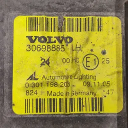 Фара Volvo V50 (04-12) 2.0 Дизель передня ліва OEM 30698885 фото 6