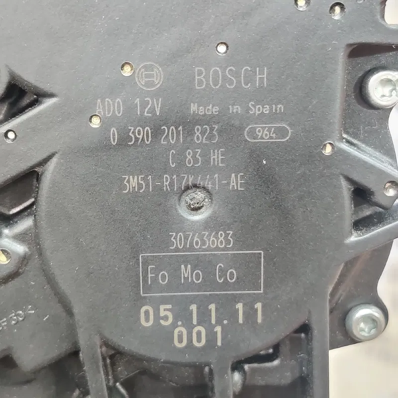 Мотор склоочисників Volvo V50 04-12 2.0D задній OEM 30763683