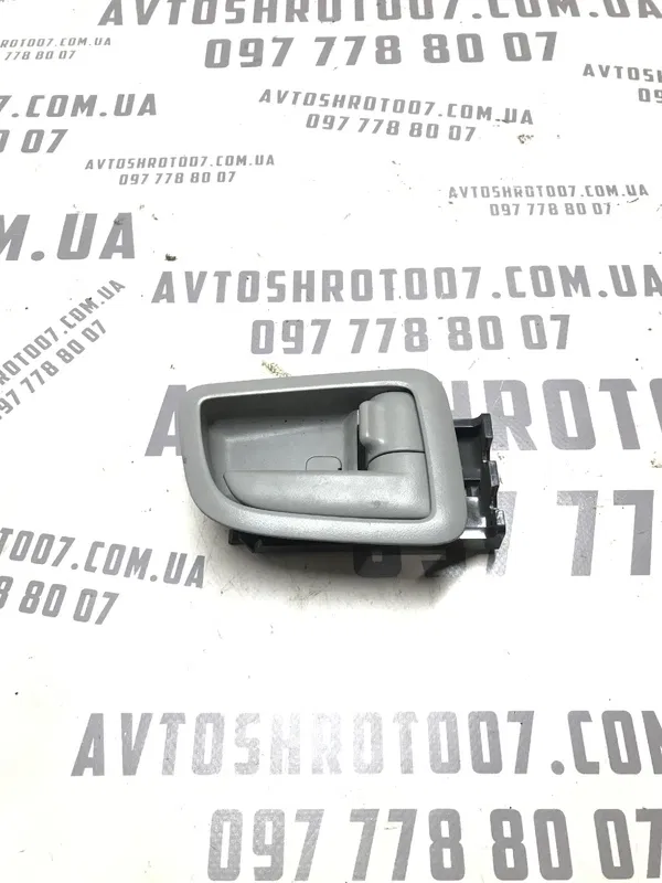 Ручка внутрішня Kia Cerato 1 (04-09) 2.0 Бензин задня права