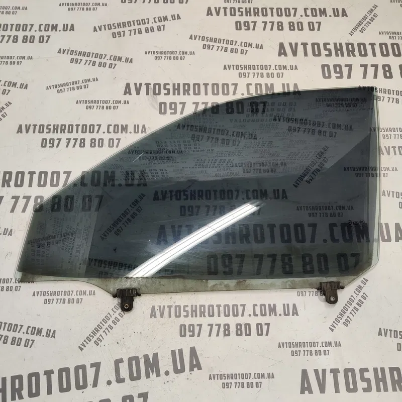 Скло дверей Hyundai Elantra 3 (00-06) 1.6 Бенз переднє ліве