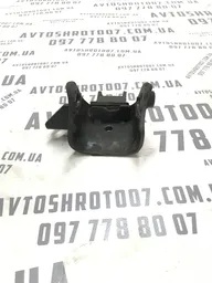 Кронштейн подушки двигуна Kia Cerato 1 03-09 2.0 нижня перед фото 4