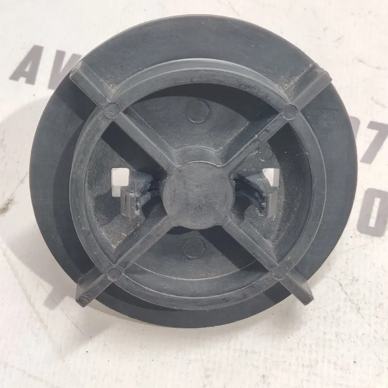 Винт запаски Hyundai Elantra 3 (00-06) 1.6 OEM 628512d000