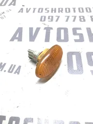 Поворотник Chevrolet Tacuma 00-11 2.0 Бензин передній лівий