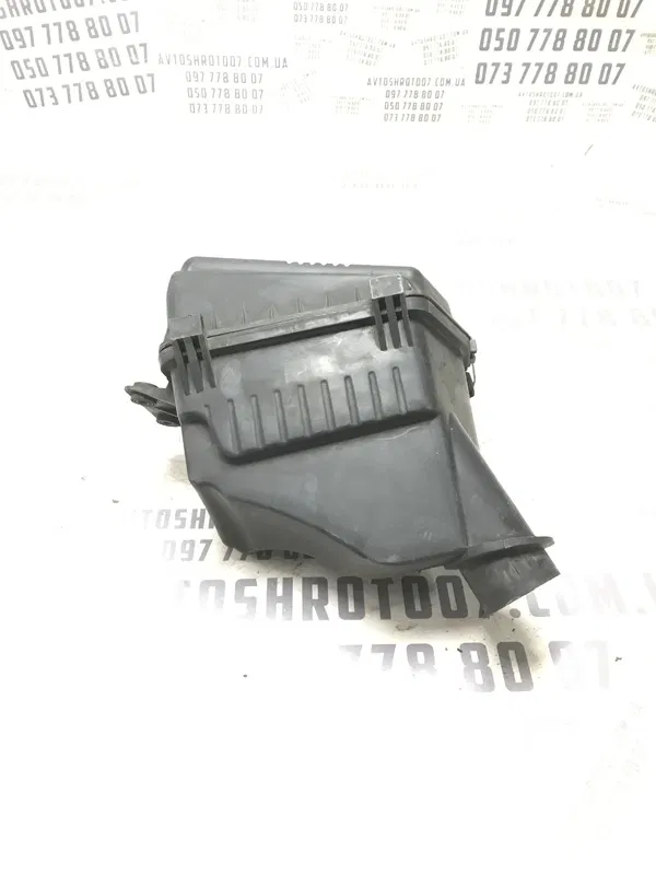 Корпус повітряного фільтра Chevrolet Tacuma 00-08 2.0 Бензин