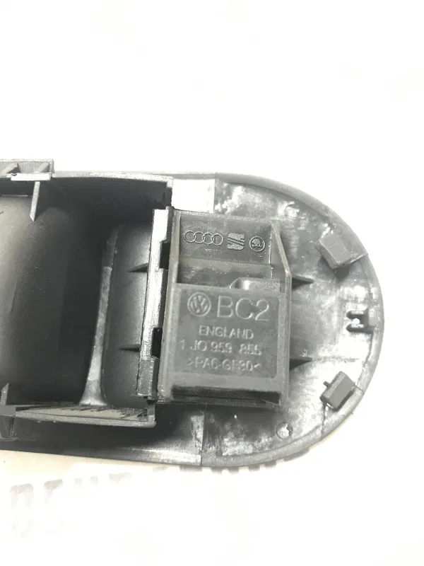Ручка дверна внутр. VW Passat B5+ 00-05 1.9D передня права