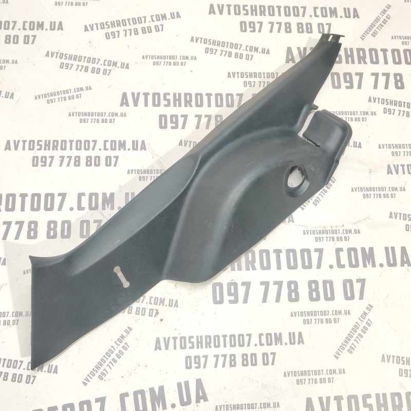 Накладка салону Toyota Auris (06-12) 1.6 Бензин задня ліва фото 2