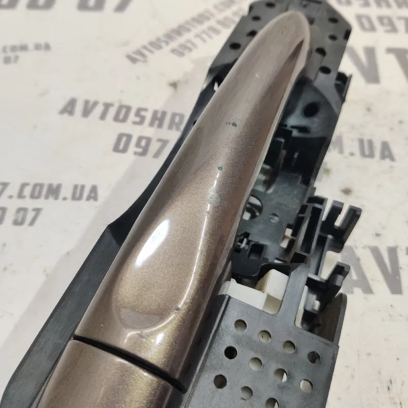 Ручка Renault Grand Scenic 3 (09-16) 1.6d Пр. OEM 806060041r