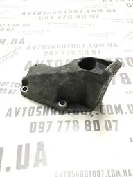 Кронштейн двигуна VW Passat B5+ 00-05 1.9 TDI OEM 8D0199307P фото 2