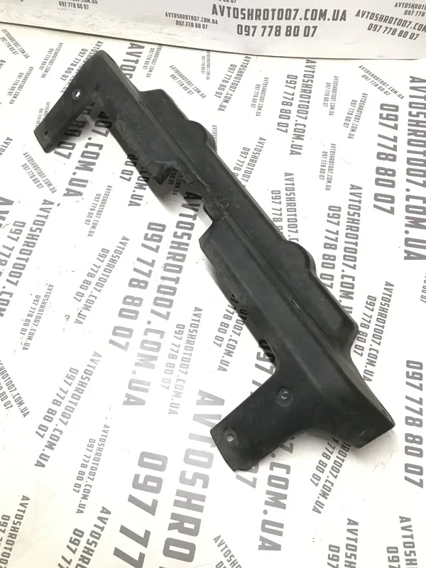 Кронштейн абсорбера Kia Sorento 1 02-09 2.5D OEM 865853e000