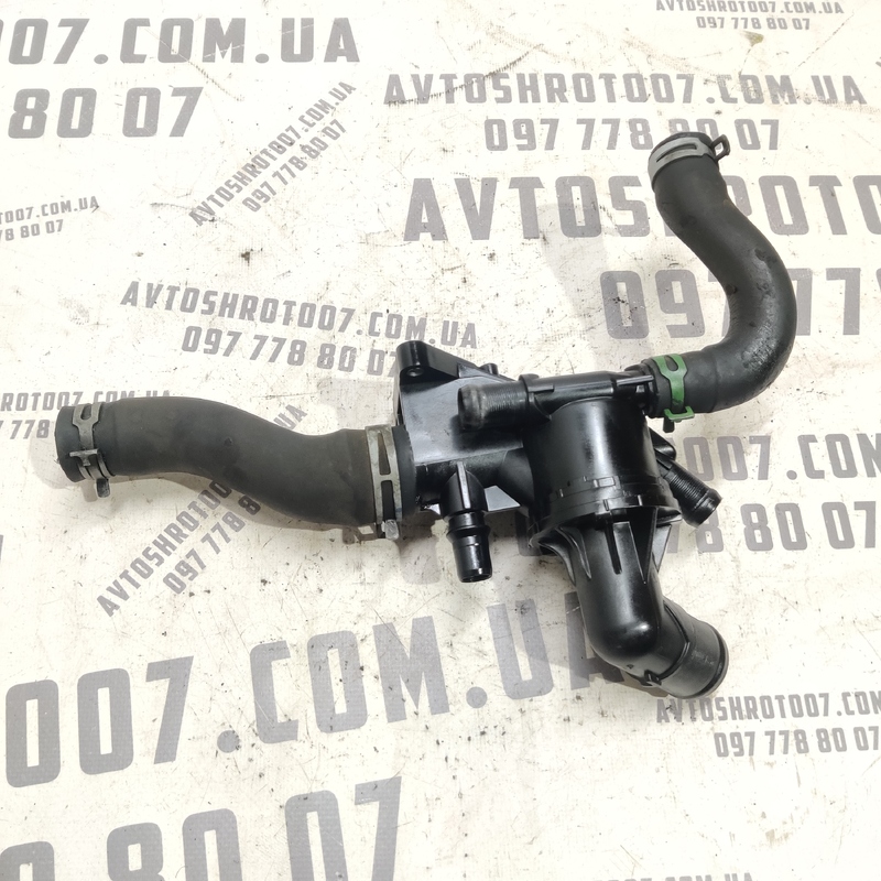Термостат Renault Grand Scenic 3 09-16 1.6dCi OEM 110617671R