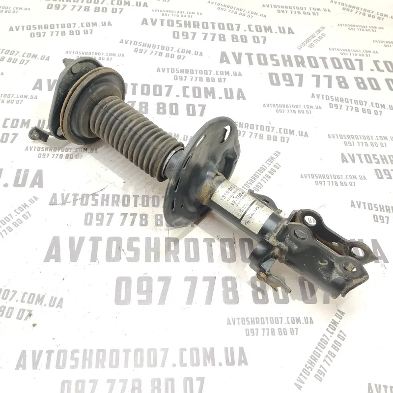 Амортизатор Toyota Auris (06-12) 1.6 Бензин передній правий