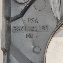 Кришка ременя ГРМ Peugeot 307 01-08 1.4 бенз OEM 9641221180 фото 5