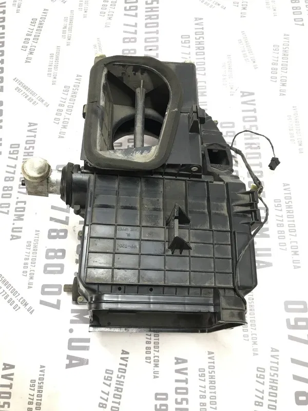 Корпус пічки Kia Sorento 1 (02-09) 2.5 Дизель D4CB