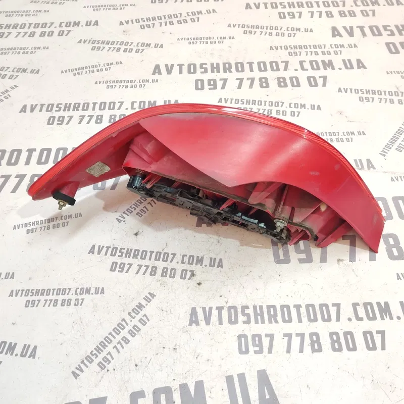 Ліхтар Peugeot 307 (01-05) 1.4 Бензин правий OEM 89022860507