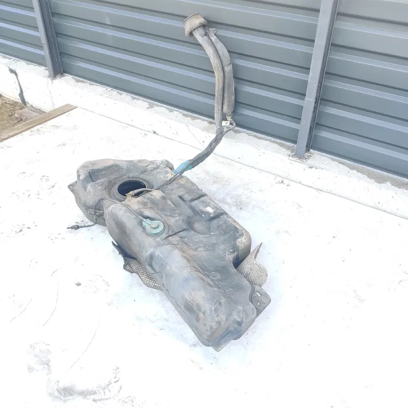 Бак паливний Peugeot 307 (01-08) 1.4 Бензин задній