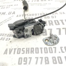 Замок дверей Renault Grand Scenic 3 (09-16) 1.6D Перед. лів.