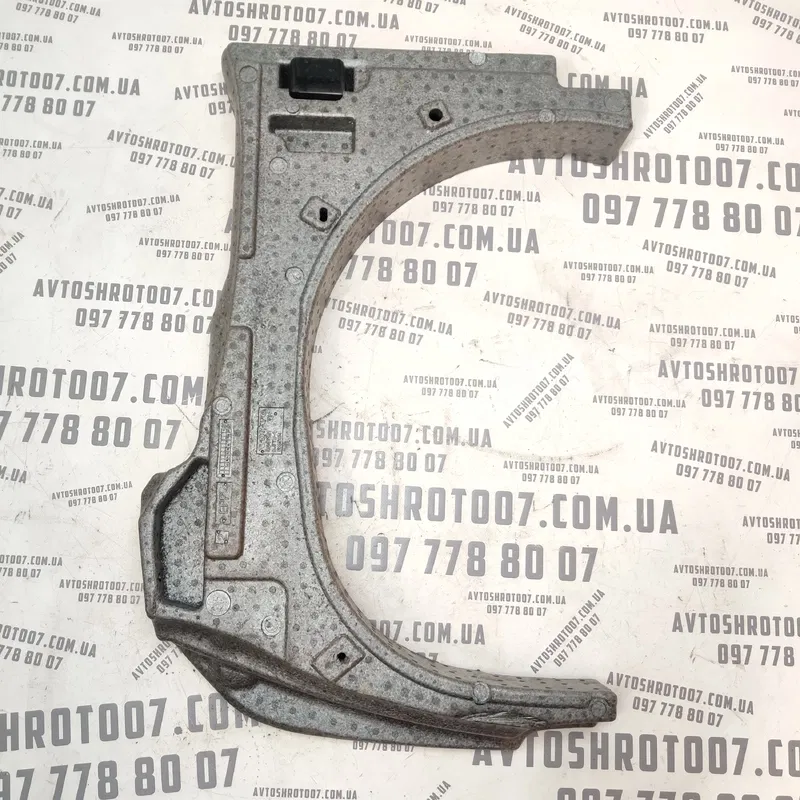 Пенопласт багажника Volvo V50 (04-12) 2.0 Дизель права задня