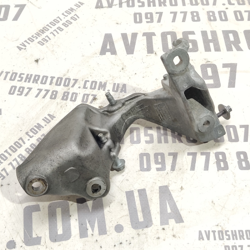Кронштейн Renault Grand Scenic 3 (09-16) 1.6 dCi 147177968r