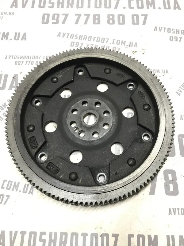 Маховик Kia Sorento 1 (02-09) 2.5 Дизель D4CB AT