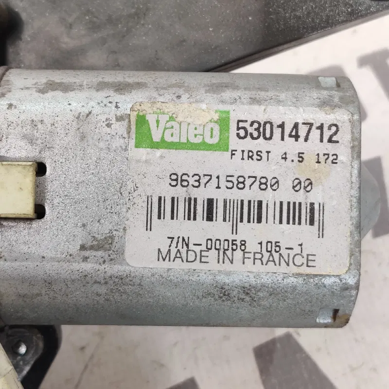 Мотор двірника Peugeot 307 (01-08) 1.4 Бенз зад OEM 53014712