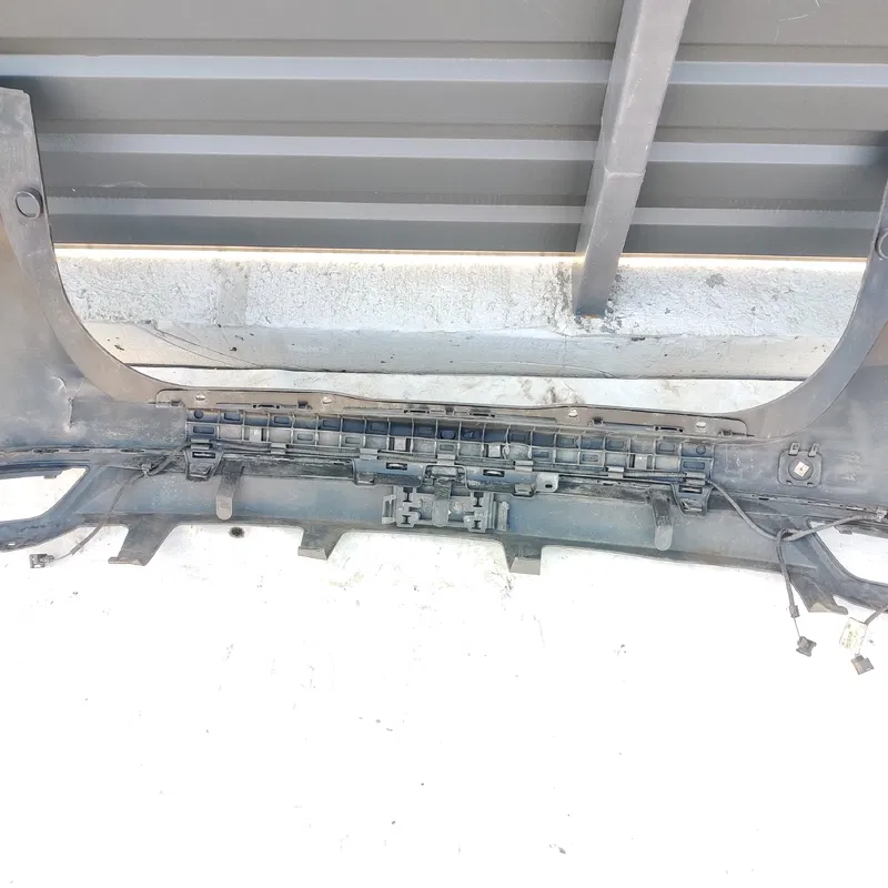 Бампер задній Renault Grand Scenic 3 (09-16) 1.6d 850220040R