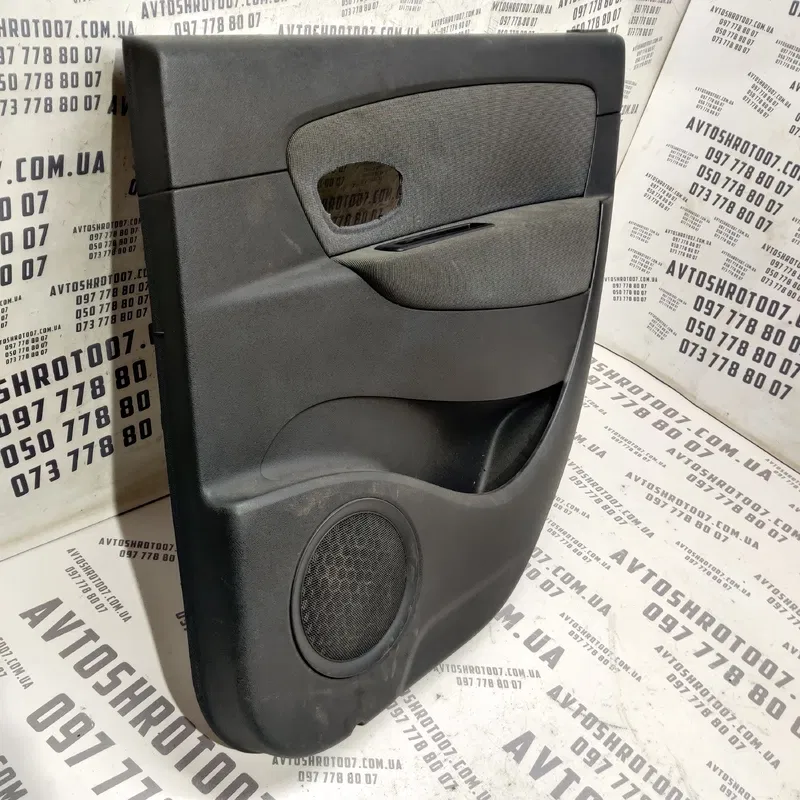Карта Renault Scenic 3 (09-16) 1.6d Зад.Пр. OEM 829a04624r
