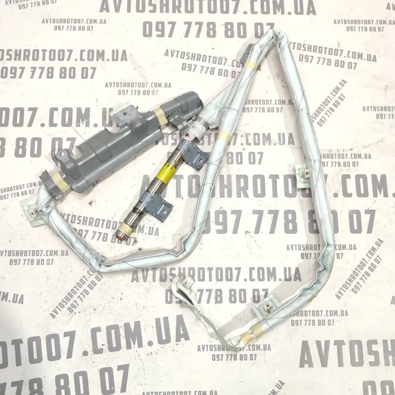 Подушка шторка Toyota Auris (06-12) 1.6 ліва OEM l81n8112100