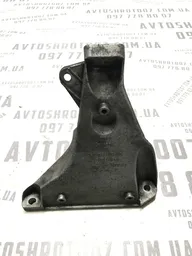 Кронштейн двигуна VW Passat B5+ 00-05 1.9 Diesel 8D0199308AG