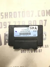 Блок кер. роздатки Kia Sorento 1 02-09 2.5D OEM 954404a745