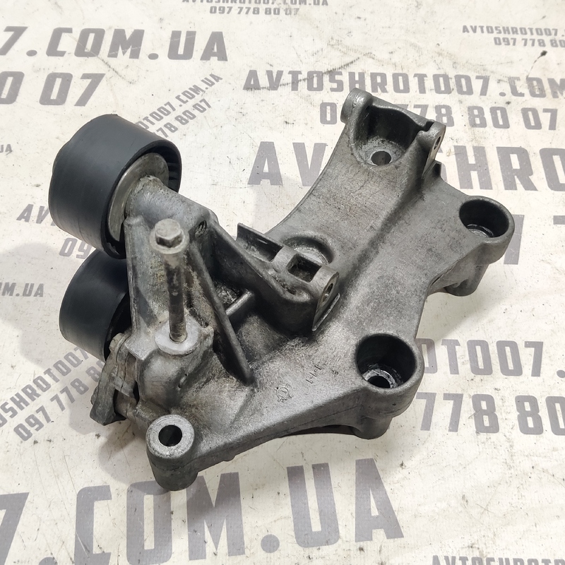 Кронштейн генератора Renault Scenic 3 (09-16) 1.6 117102017r