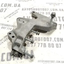 Кронштейн двигуна Renault Scenic 3 (09-16) 1.6dCi 112316637r