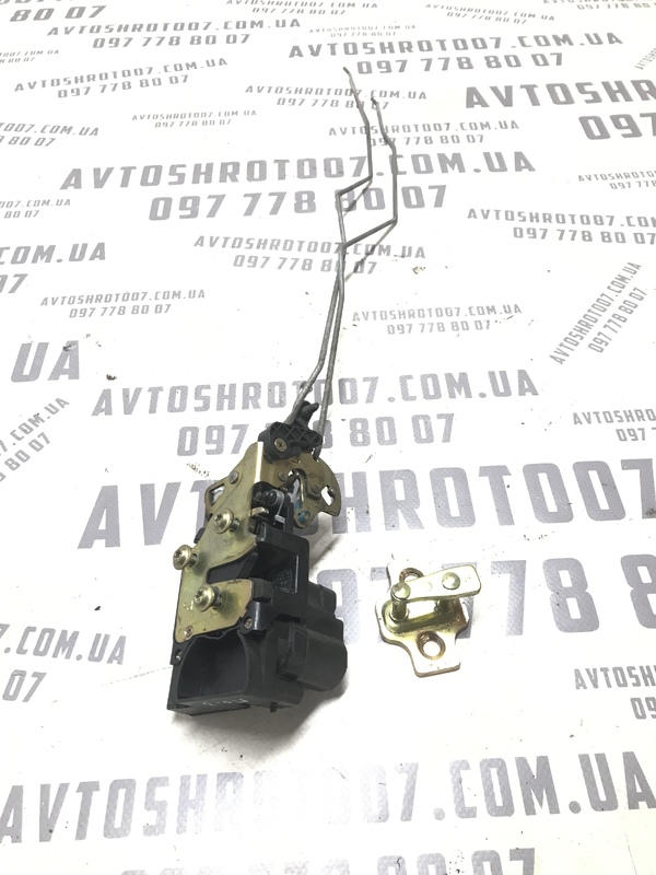Замок дверей Chevrolet Tacuma (00-11) 2.0 бенз. задня права