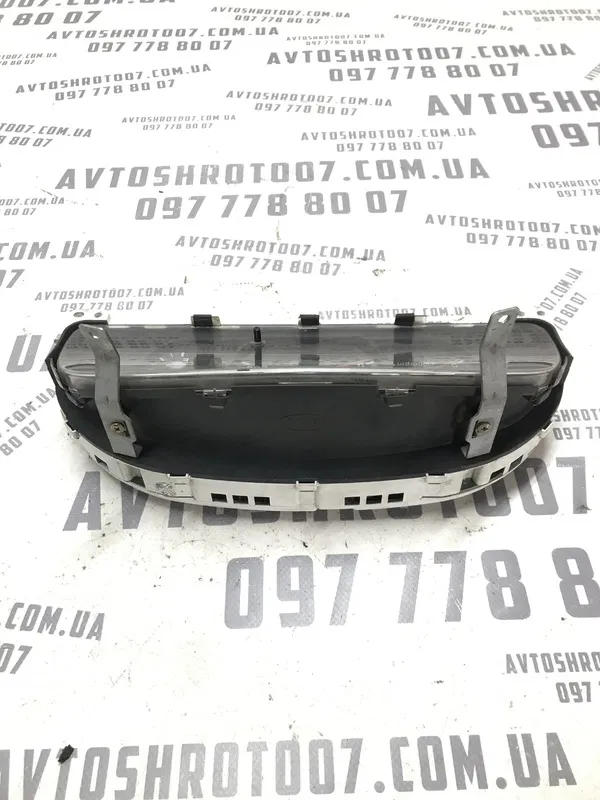 Панель приладів Kia Sorento 1 (02-09) 2.5 D OEM 77130730