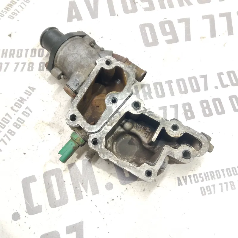 Корпус термостата Peugeot 307 01-08 1.4 Бензин OEM 963470580