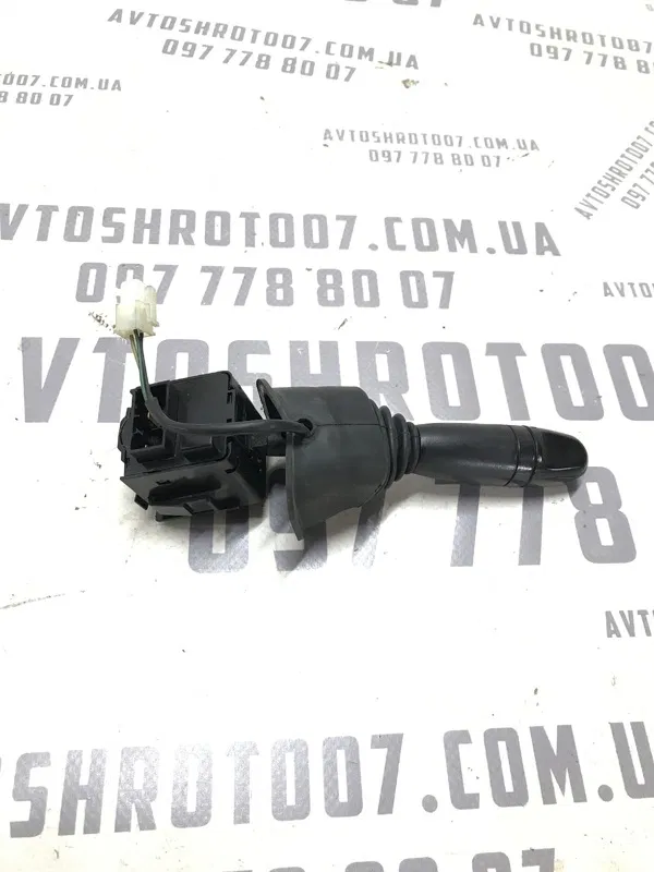 Перемикач підрульовий Chevrolet Tacuma (00-11) 2.0 Бензин