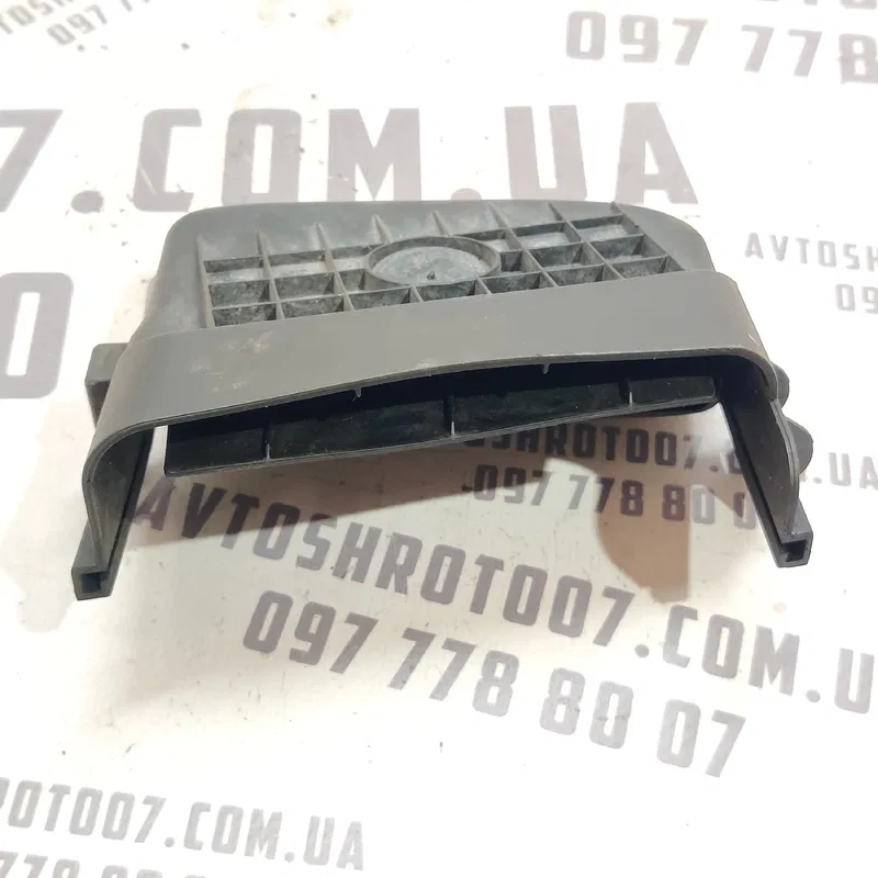 Кришка ГРМ Peugeot 307 (01-08) 1.4 Бензин OEM 9626841980