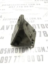 Кронштейн двигуна VW Passat B5+ (00-05) 1.9D OEM 8D0399114AH фото 2