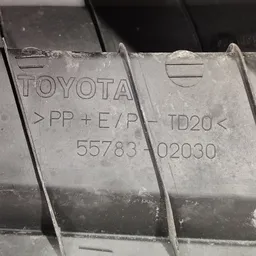 Жабо Toyota Auris (06-12) 1.6 Бензин переднє OEM 5578102160 фото 2