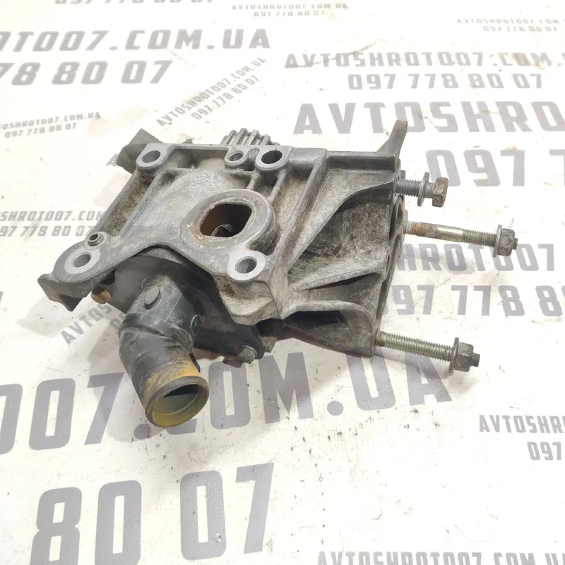 Помпа Peugeot 307 (01-08) 1.4 Бензин OEM 9646075210