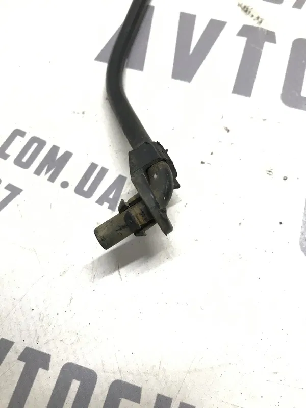 Упор капоту Chevrolet Tacuma (00-08) 2.0 Бензин