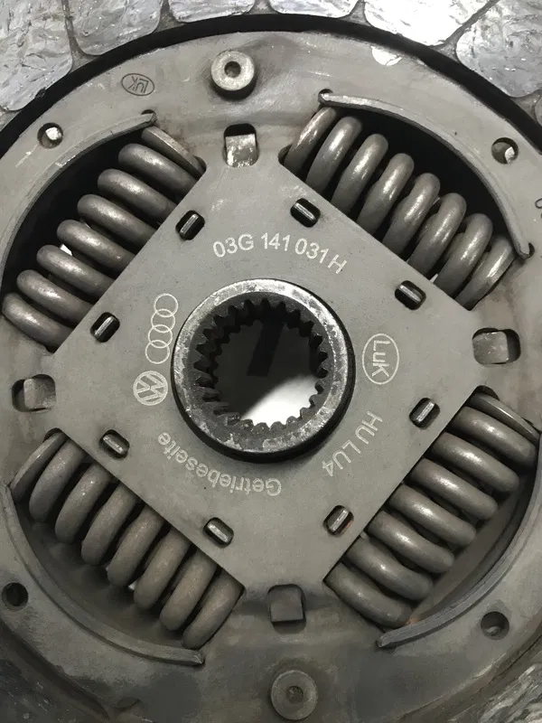 Комплект зчеплення VW Passat B5+ 00-05 1.9D OEM 03g141031h