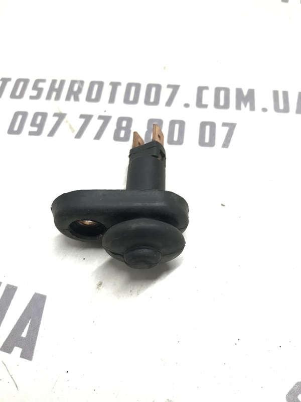 Кінцевик дверей Chevrolet Tacuma (00-08) 2.0 Бензин пер. лів