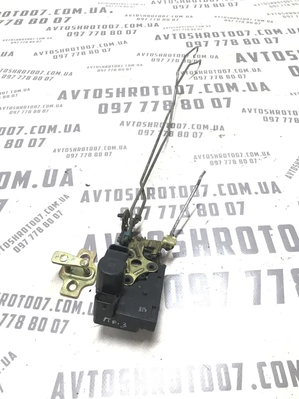 Замок дверей Chevrolet Tacuma (00-11) 2.0 бенз. задня права