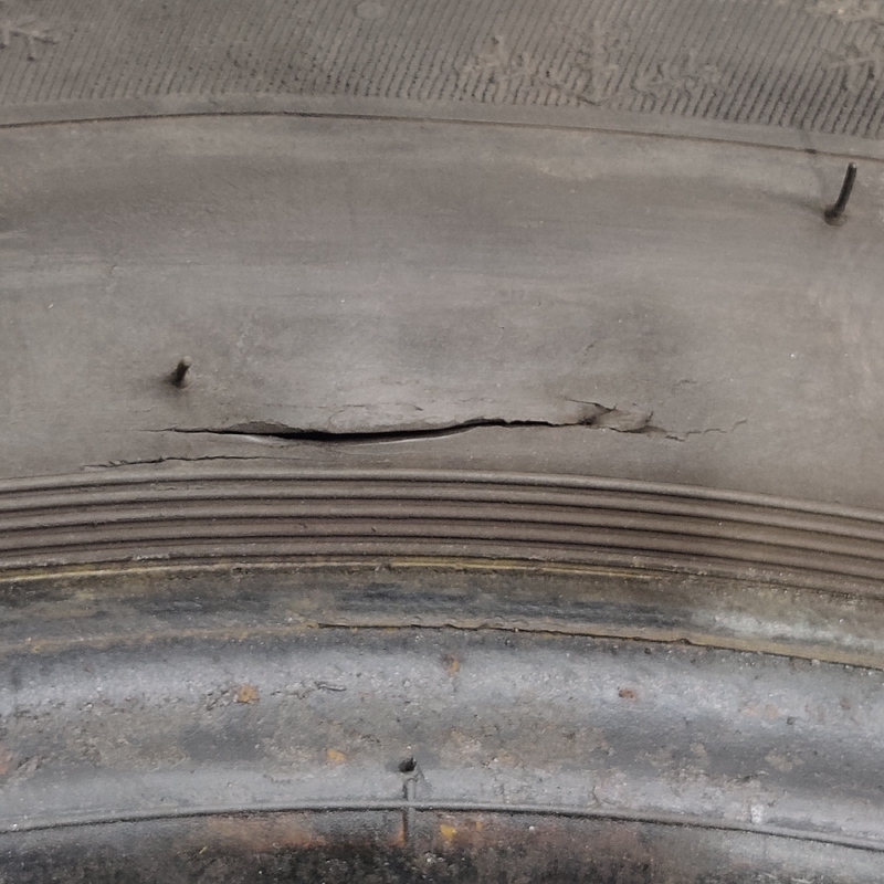 Пара шин 205/55 R16 Toyota Auris (06-12) 1.6 Бензин