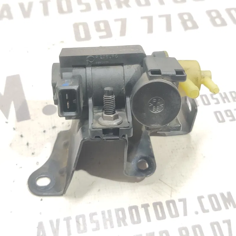 Клапан Renault Grand Scenic 3 (09-16) 1.6d OEM 8200790180